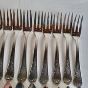 12 silver-plated metal fish cutlery pieces by Guildar, 24 pieces.