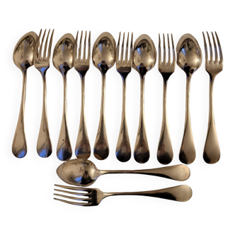 12 couverts de table en métal argenté modèle Baguette