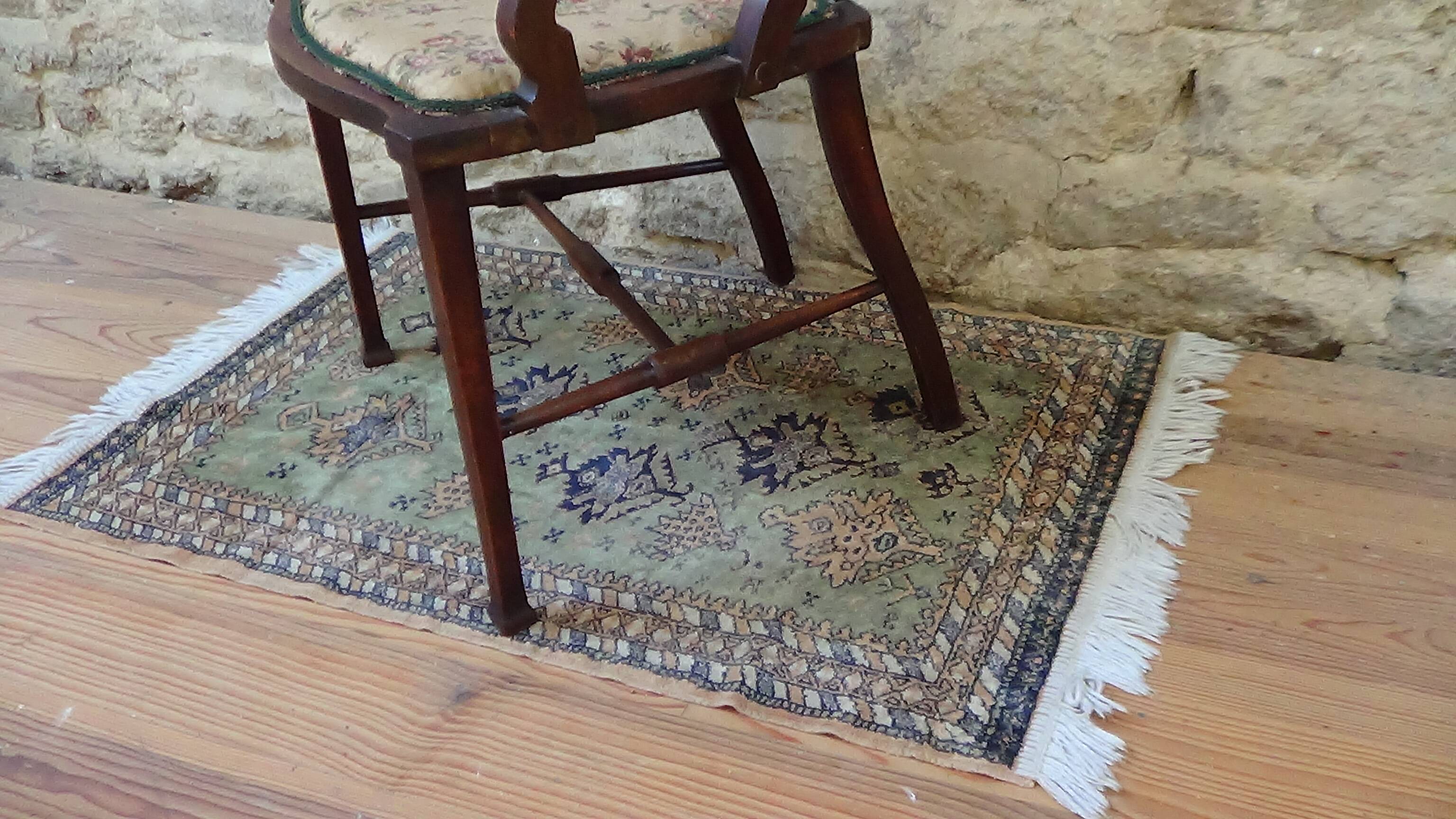 Arts and Crafts Chair.