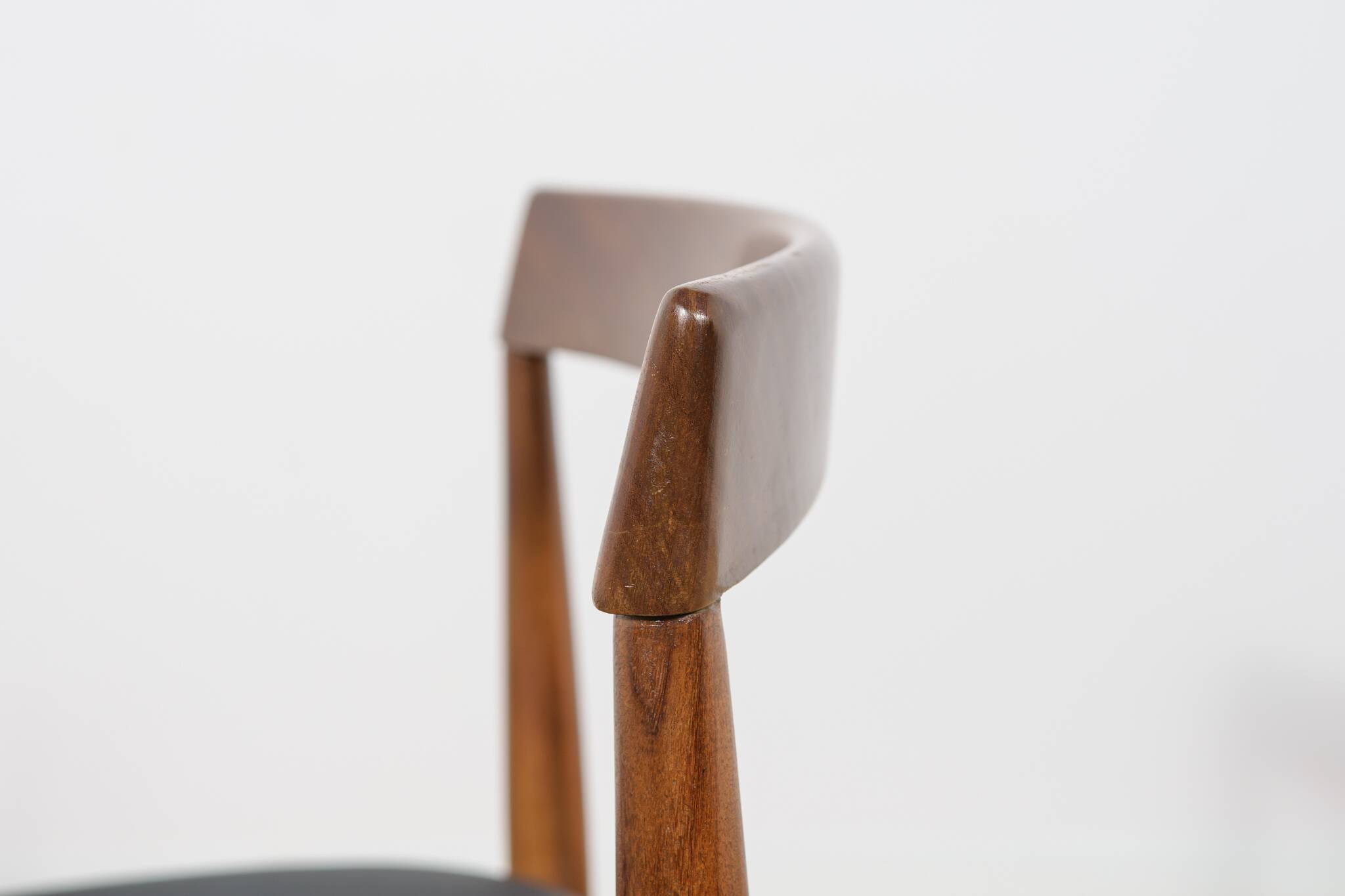 Mid-Century Teak Dining Table and Chairs Set by Hans Olsen for Frem Røjle.