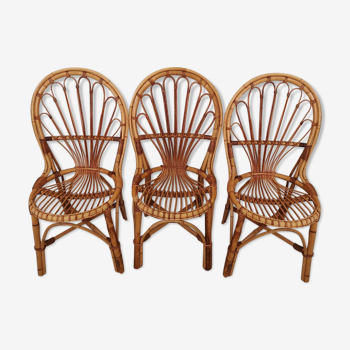 Lot de trois chaises en rotin