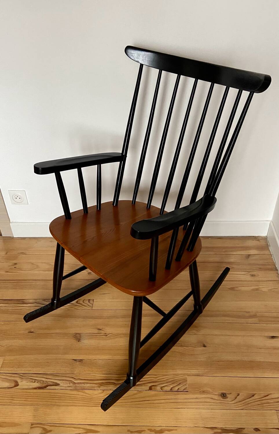 Vintage Scandinavian design rocking chair