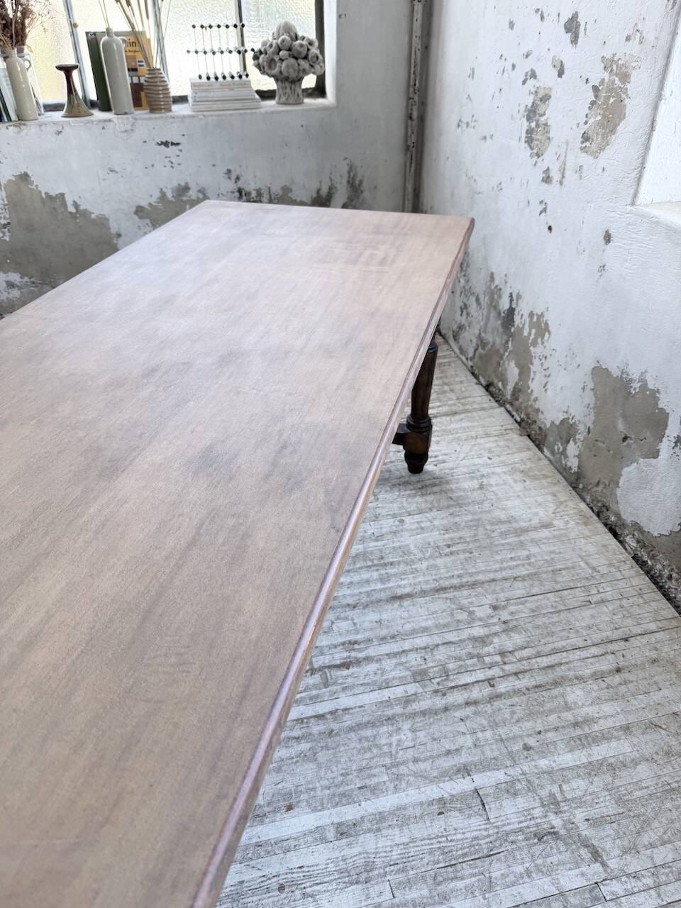 Farm table with turned legs, made of pine and birch, 180cm.