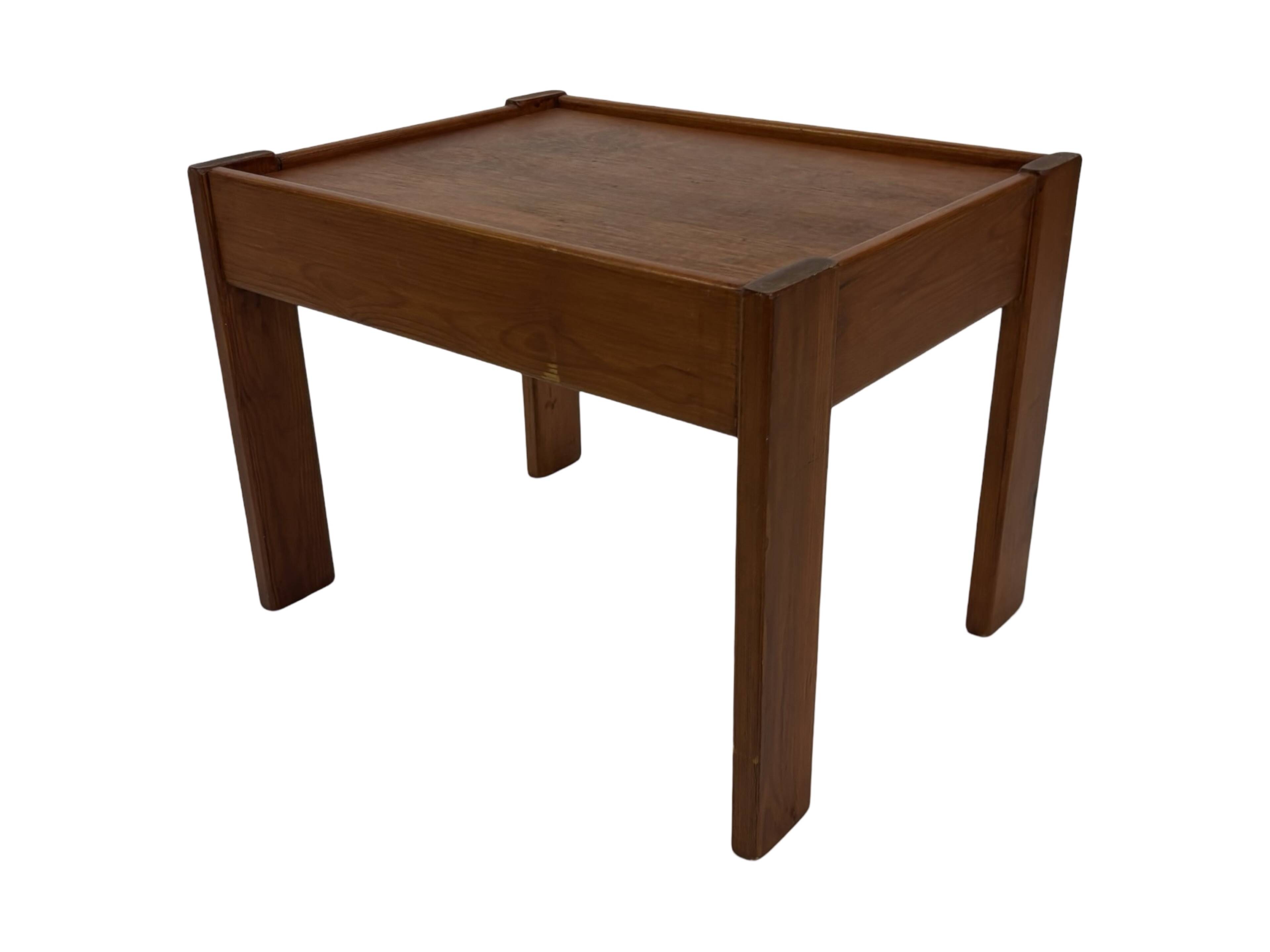 Vintage set of 3 side tables nesting pine wood 60s