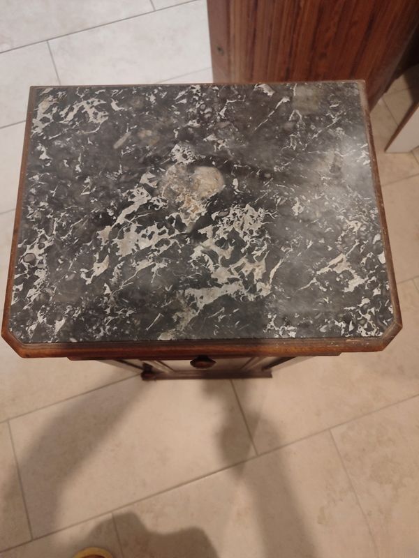 Table de nuit
