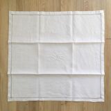 Lot de 9 serviettes en lin brodées main