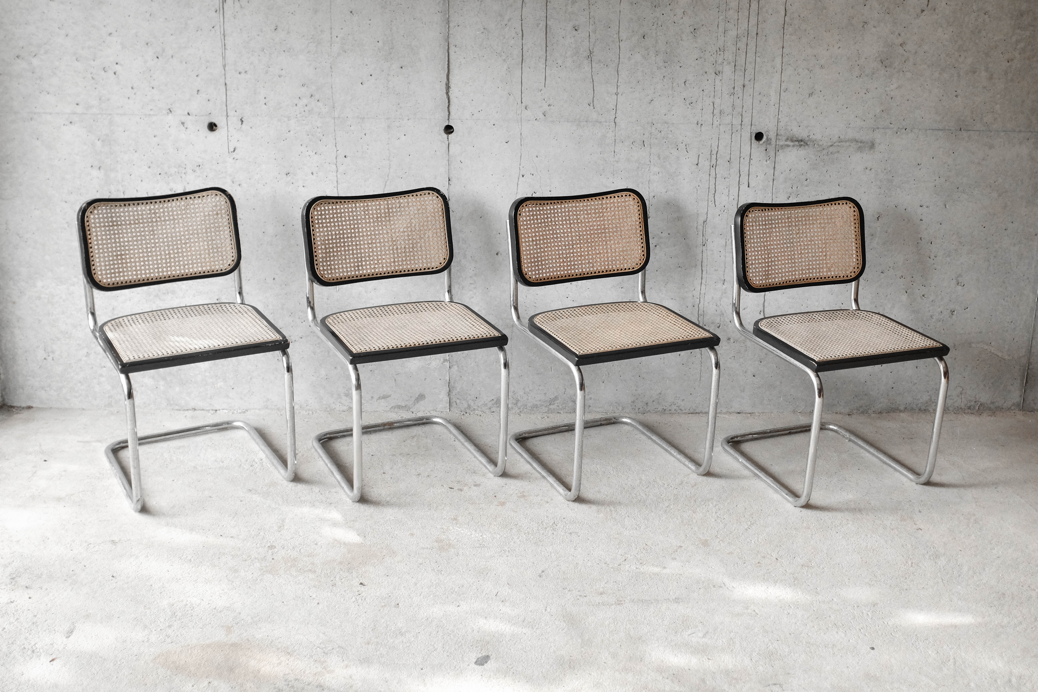 Set of 4 black cesca B32 chairs by Marcel Breuer
