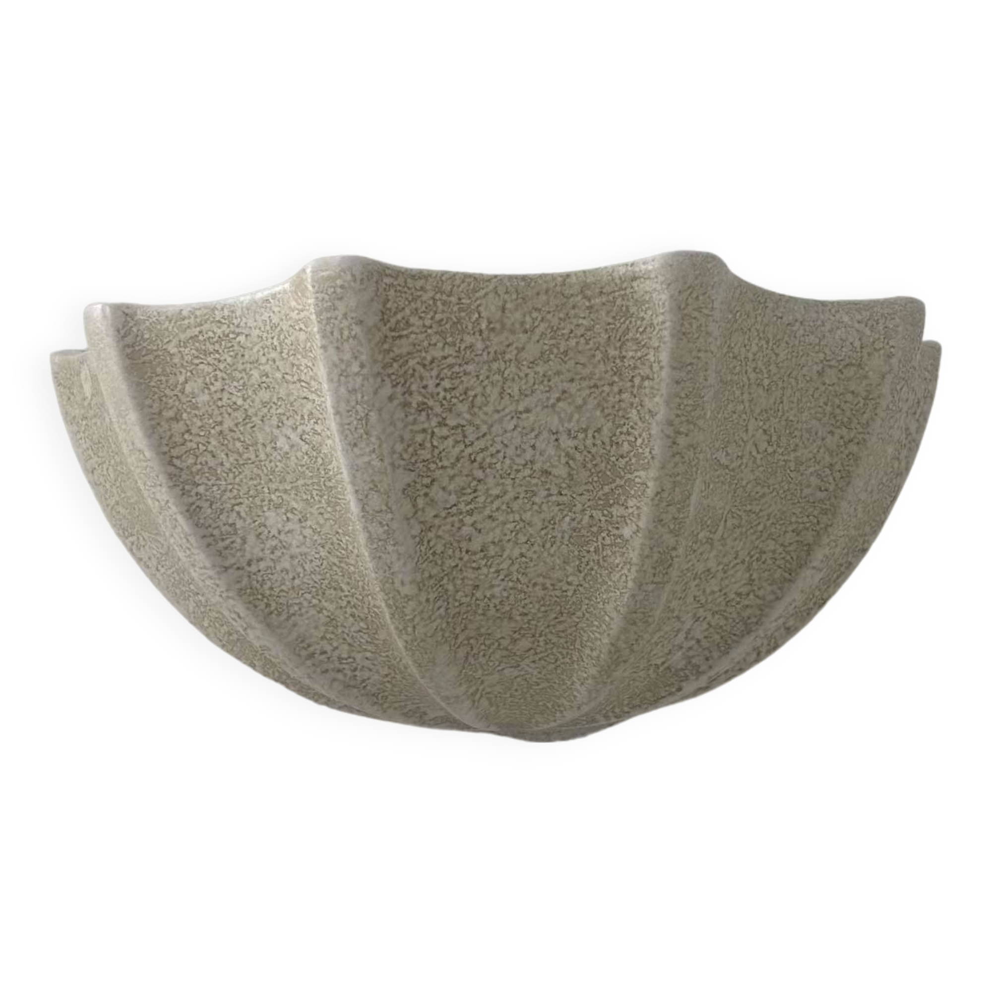 Vintage porcelain shell wall light, speckled beige, France 1960