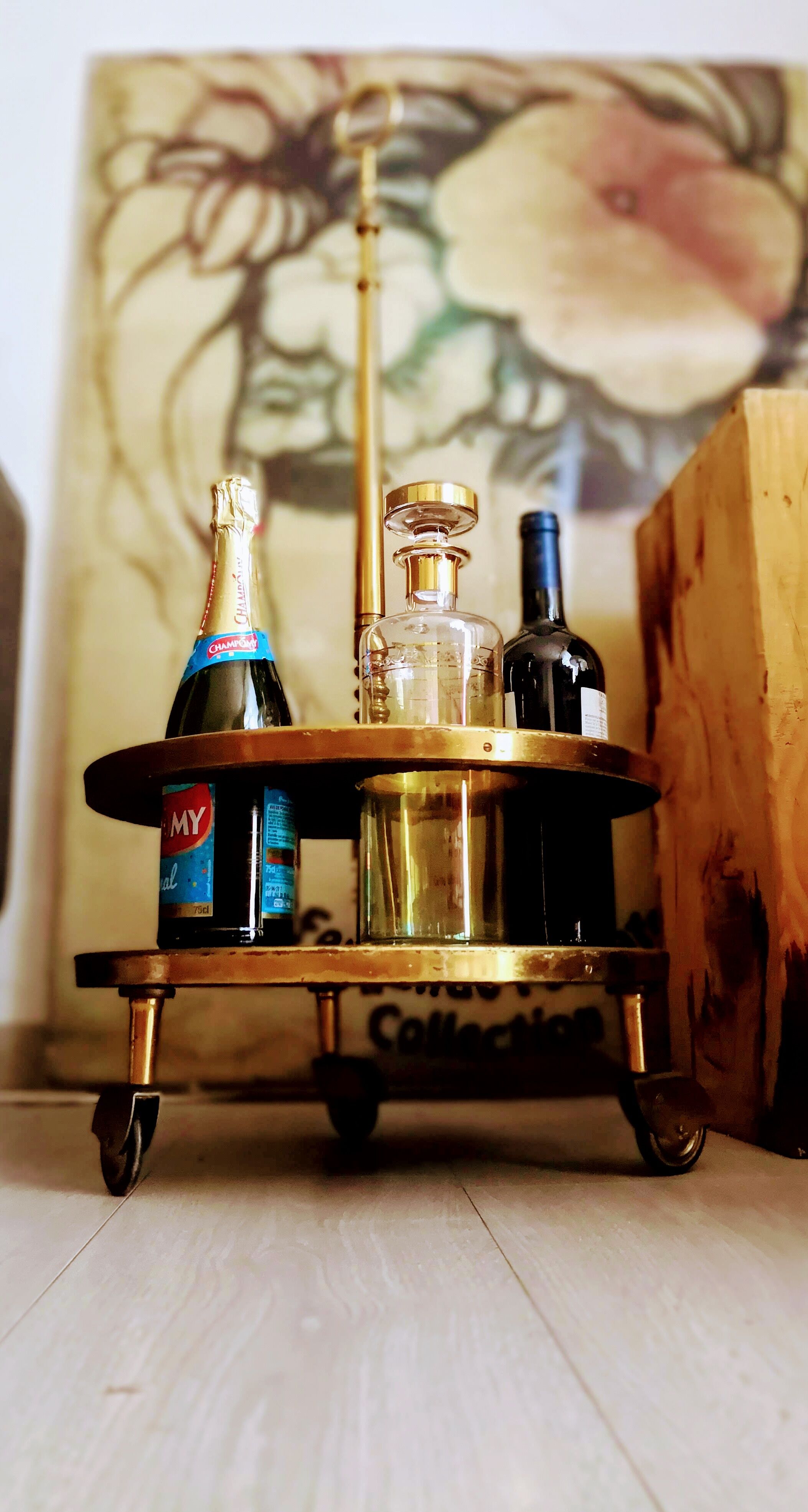 Round bar  on wheels