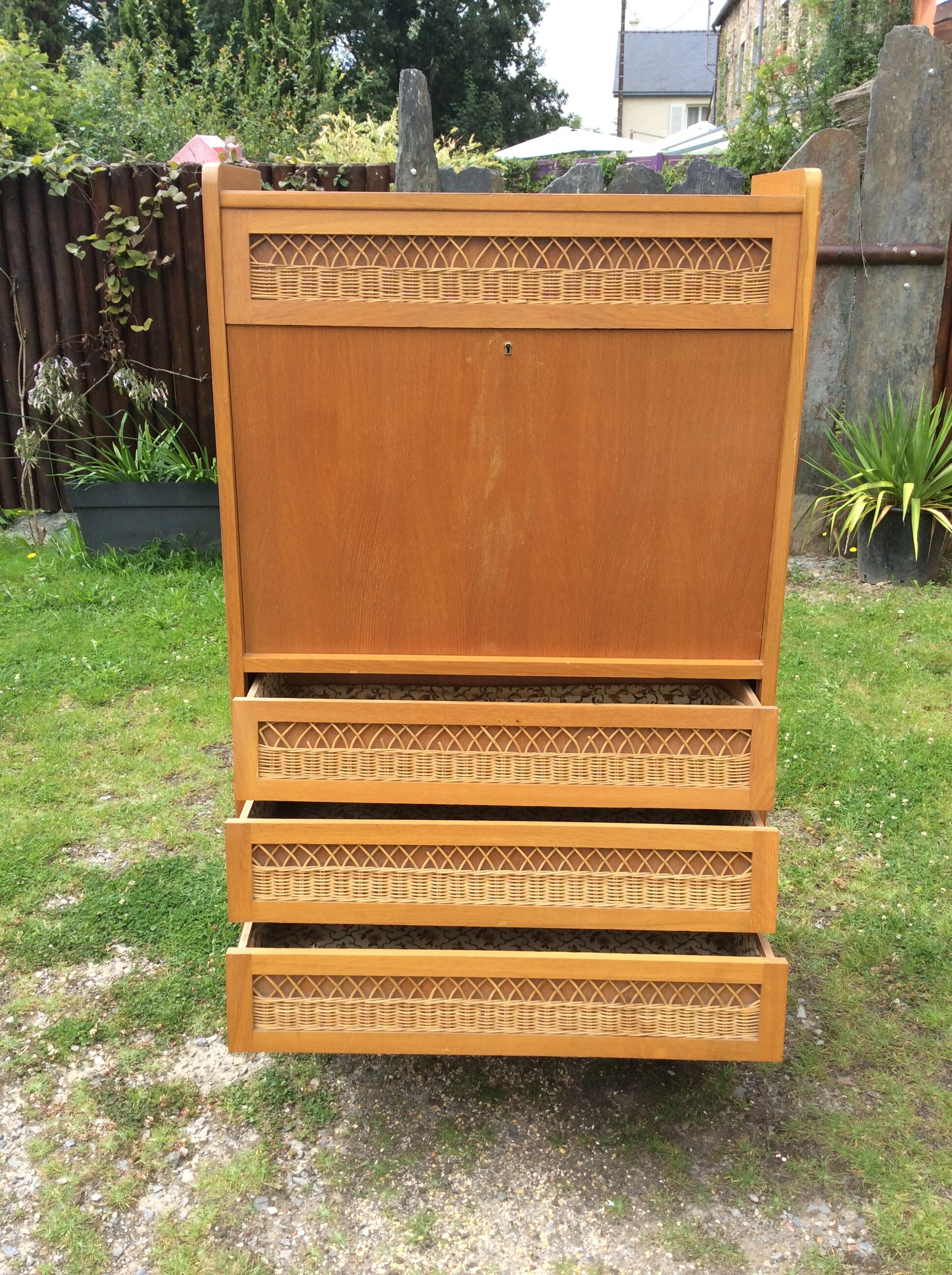 Secrétaire vintage à pieds compas en chêne et rotin