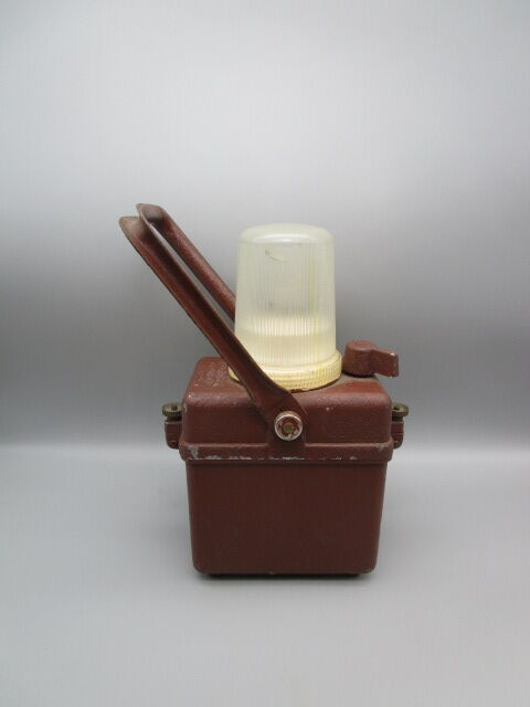 Ampoule / lampe d'éclairage de croisement / de code / de route / plein