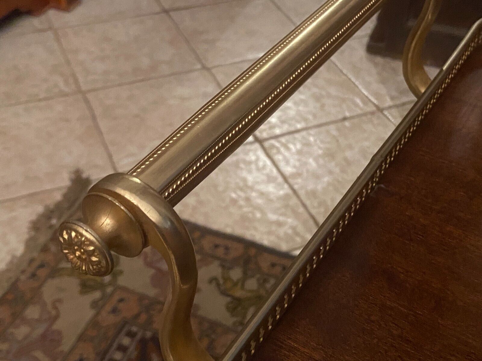 Servant table in gilded metal and mahogany mid-twentieth century