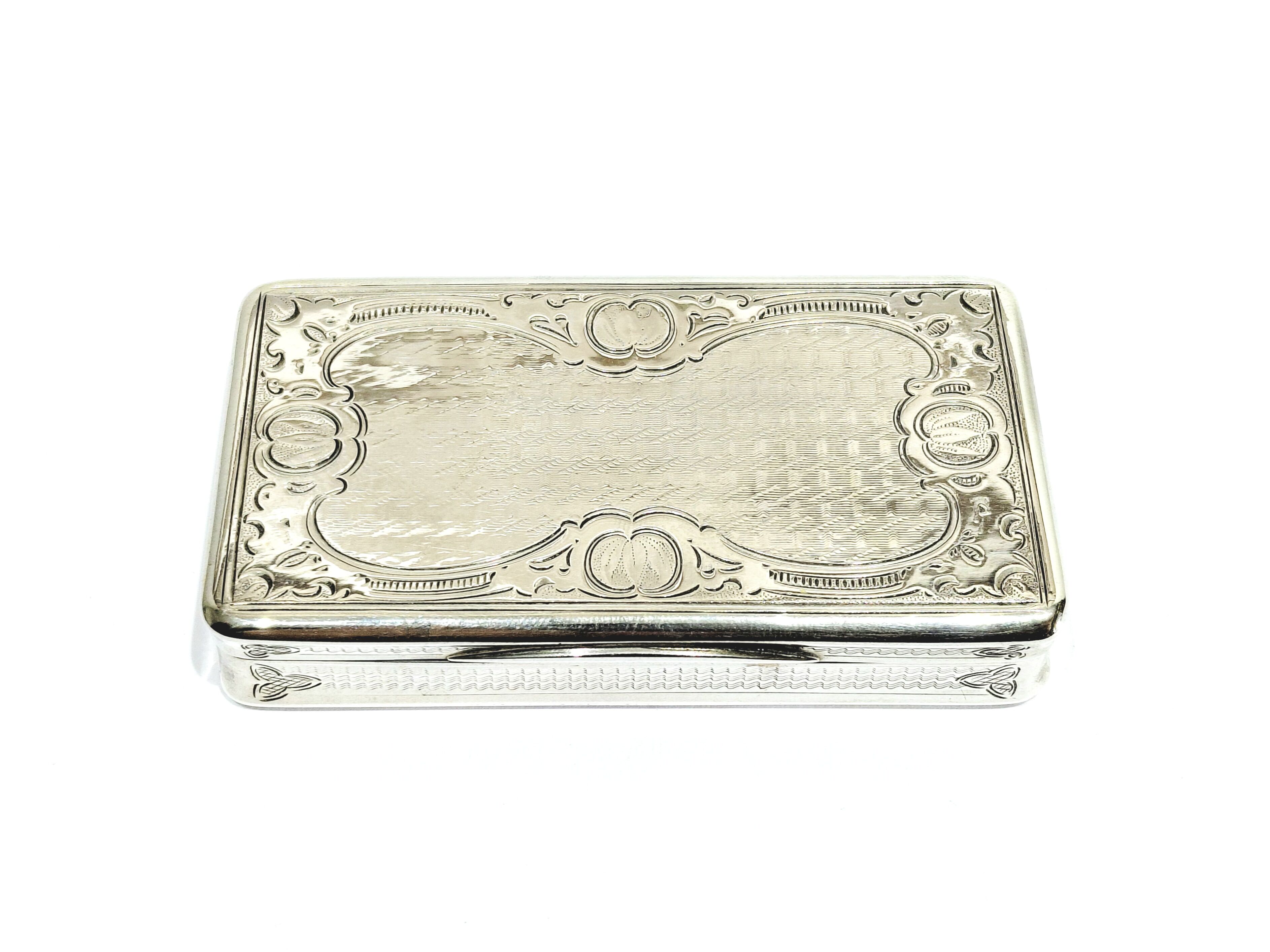 VIENNA - SILVER SNUFF BOX