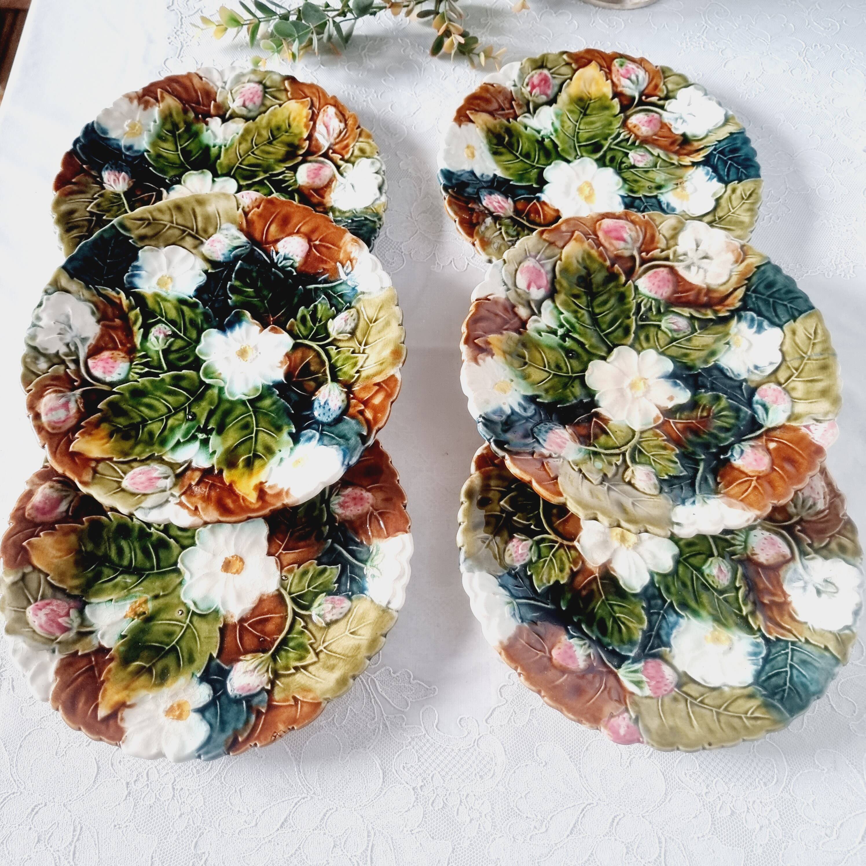 Set of 6 french onnaing barbonite ceramic plates and cake plate