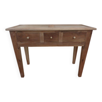 Console in solid walnut with a natural finish, featuring three drawers with a belt.