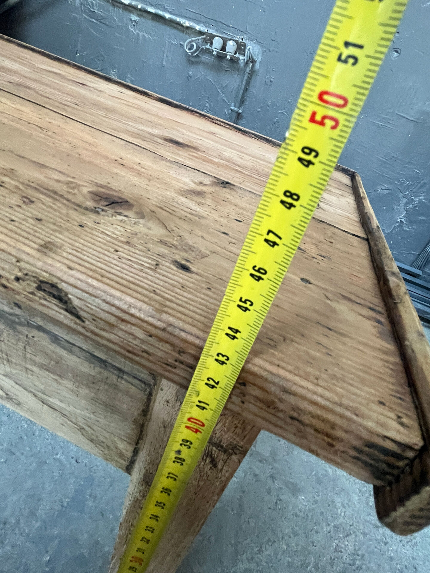 Ancienne table basse.