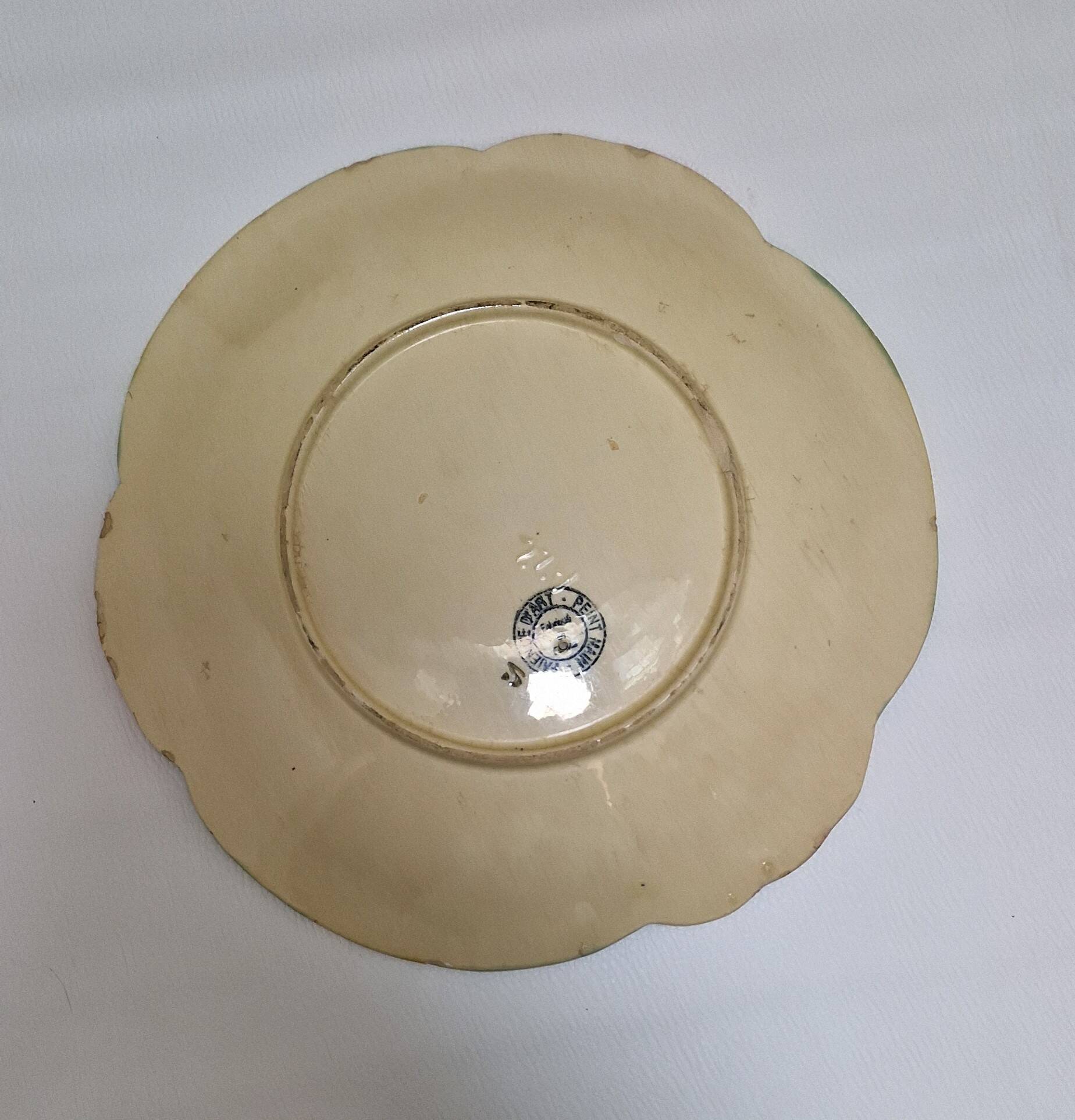 5 plates in hand-painted “faience d’art” slip
