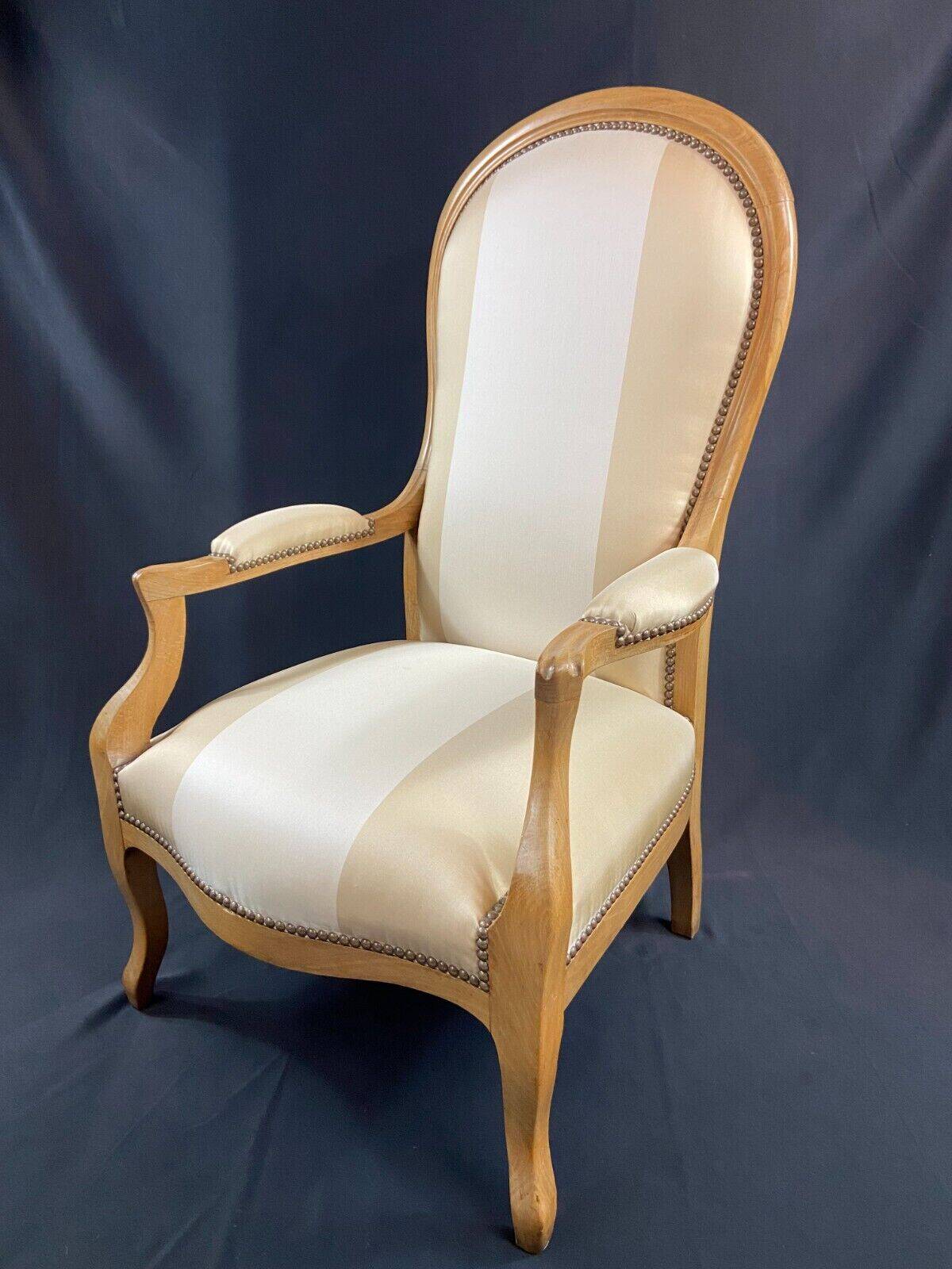 19th century Voltaire armchair in blond beech, Louis-Philippe period