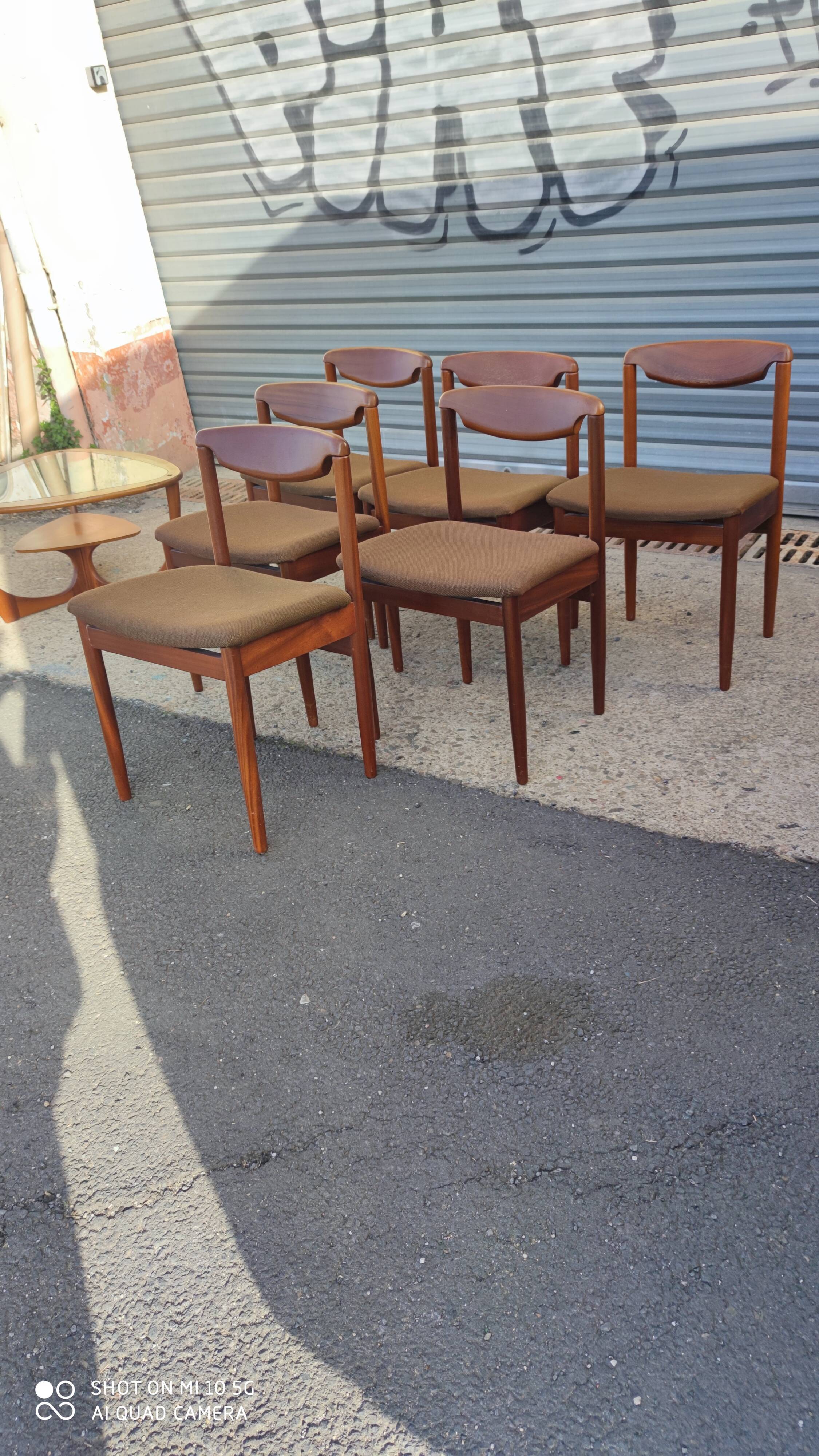 Set of 6 teak chairs circa 1960