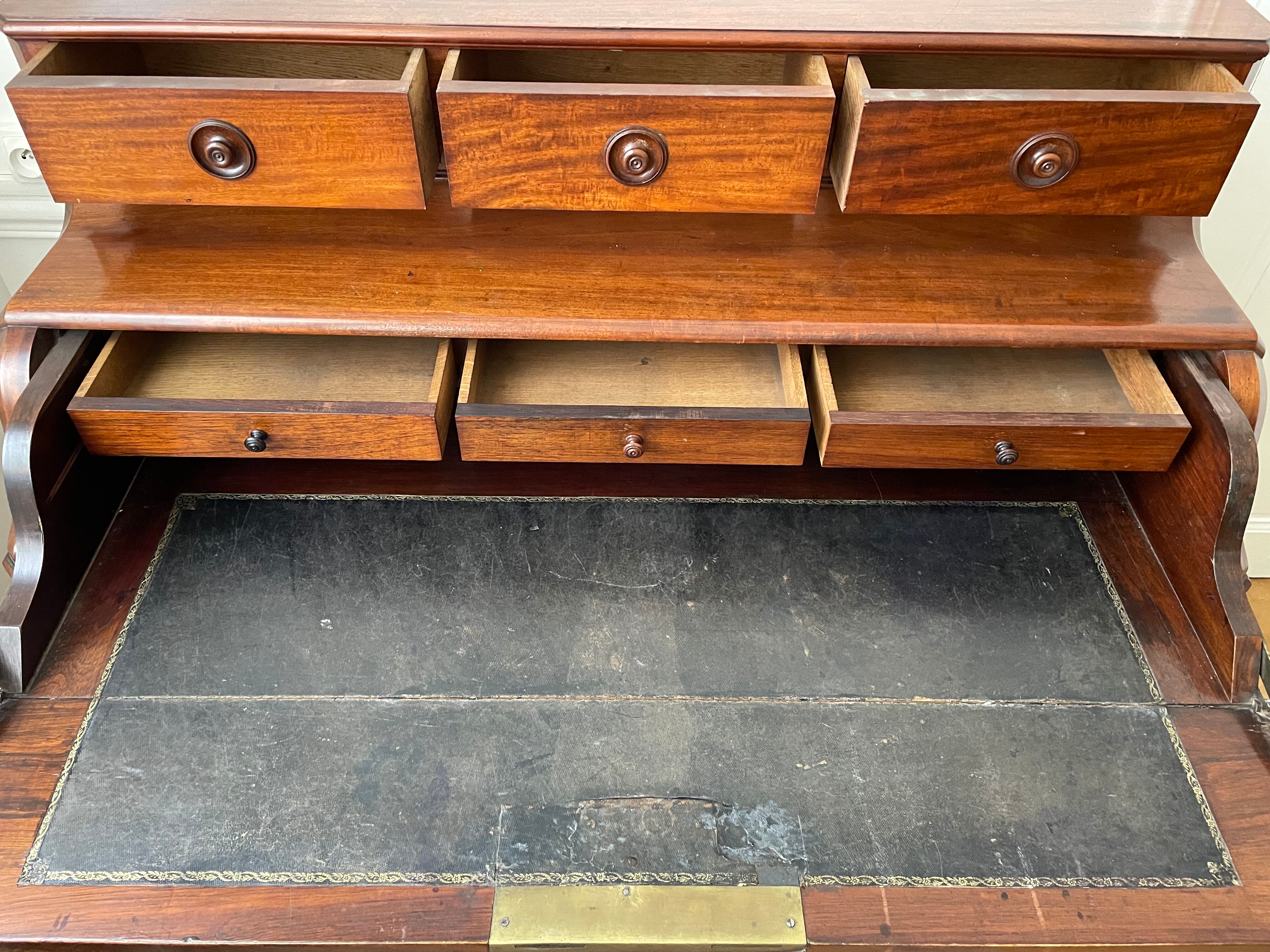 Stepped office XIXth