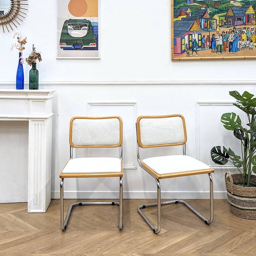 Chaise B32 en tissu rénové