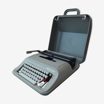 Vintage Machine to write portable Underwood 319