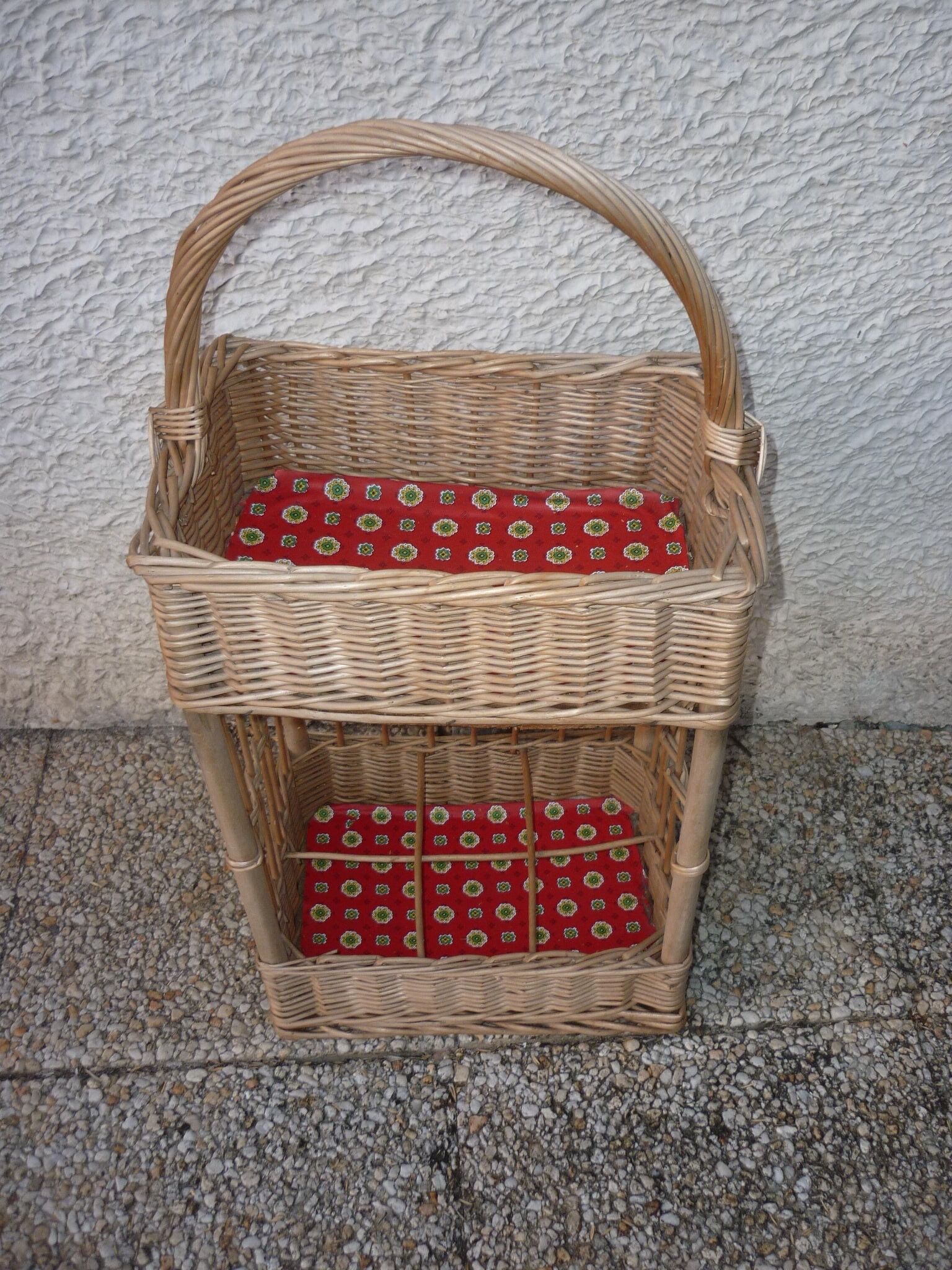 Portable mini bar from the 1960s
