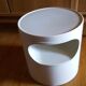 Table basse studio Artemide , modele Giano, design Emma Gismondi Schweinberger