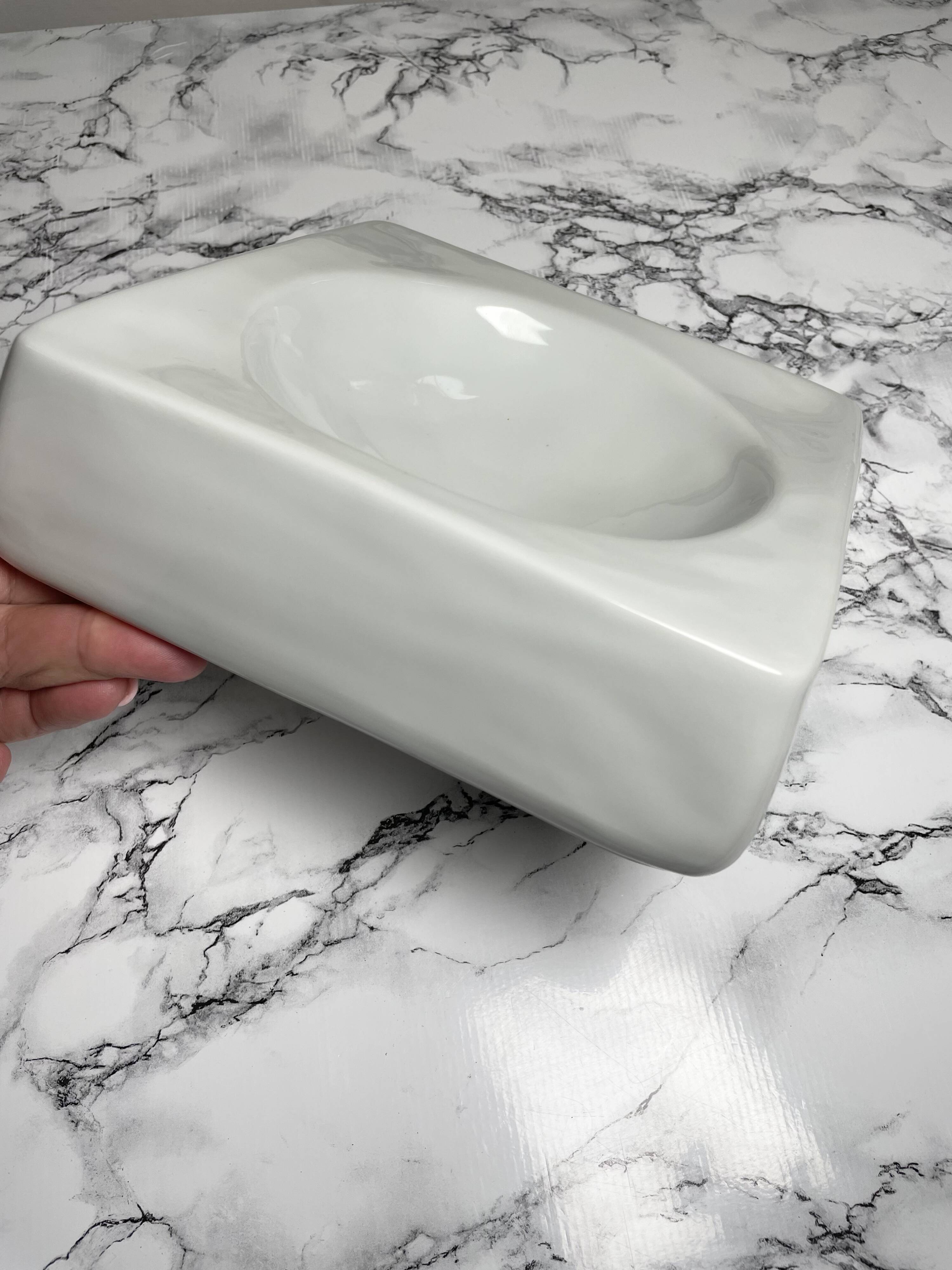 Ceramic pocket emptier by Yves Mohy for Virebent editions