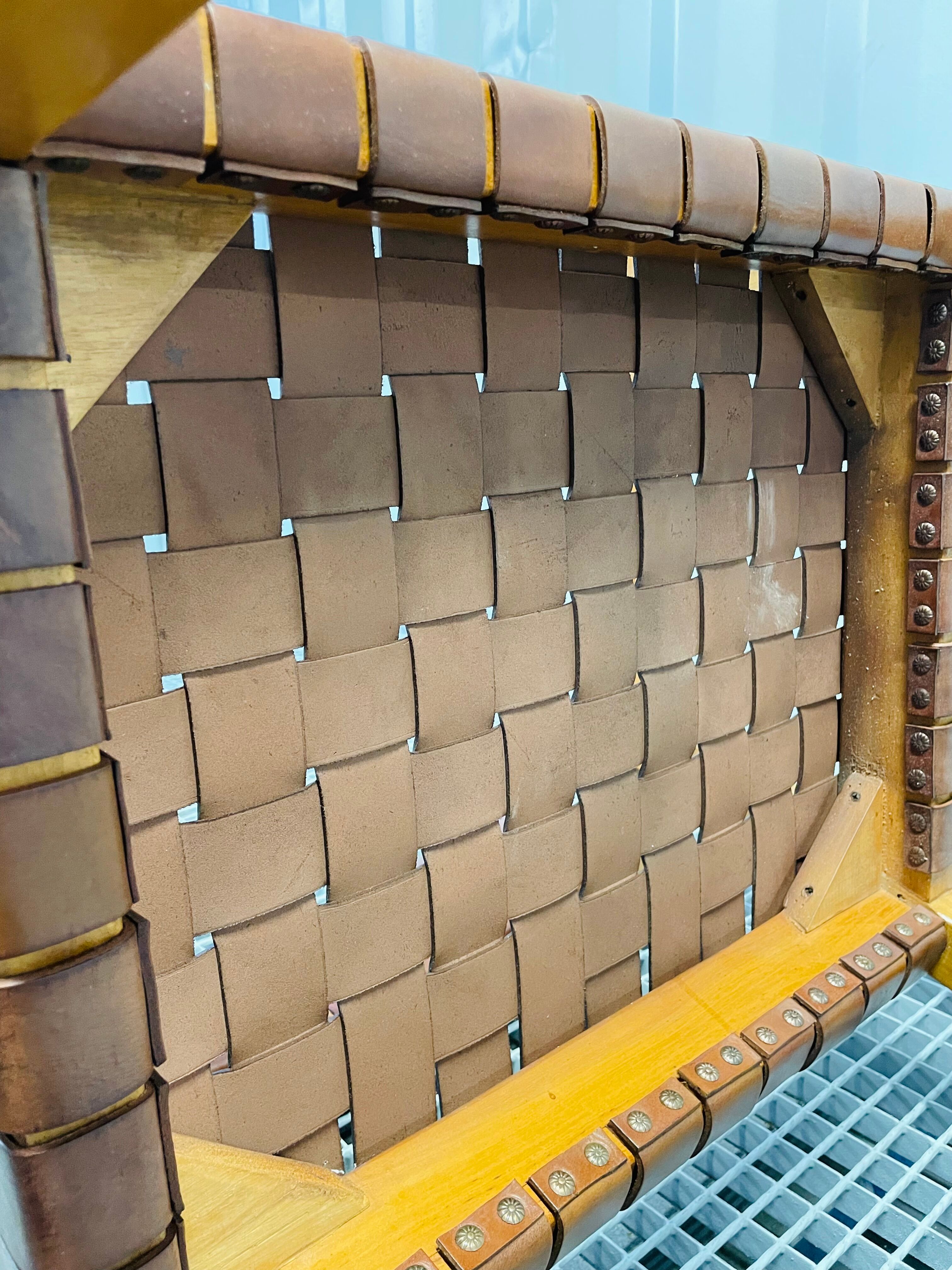 Olivier de Schrijver - Boss armchairs in leather straps - vintage