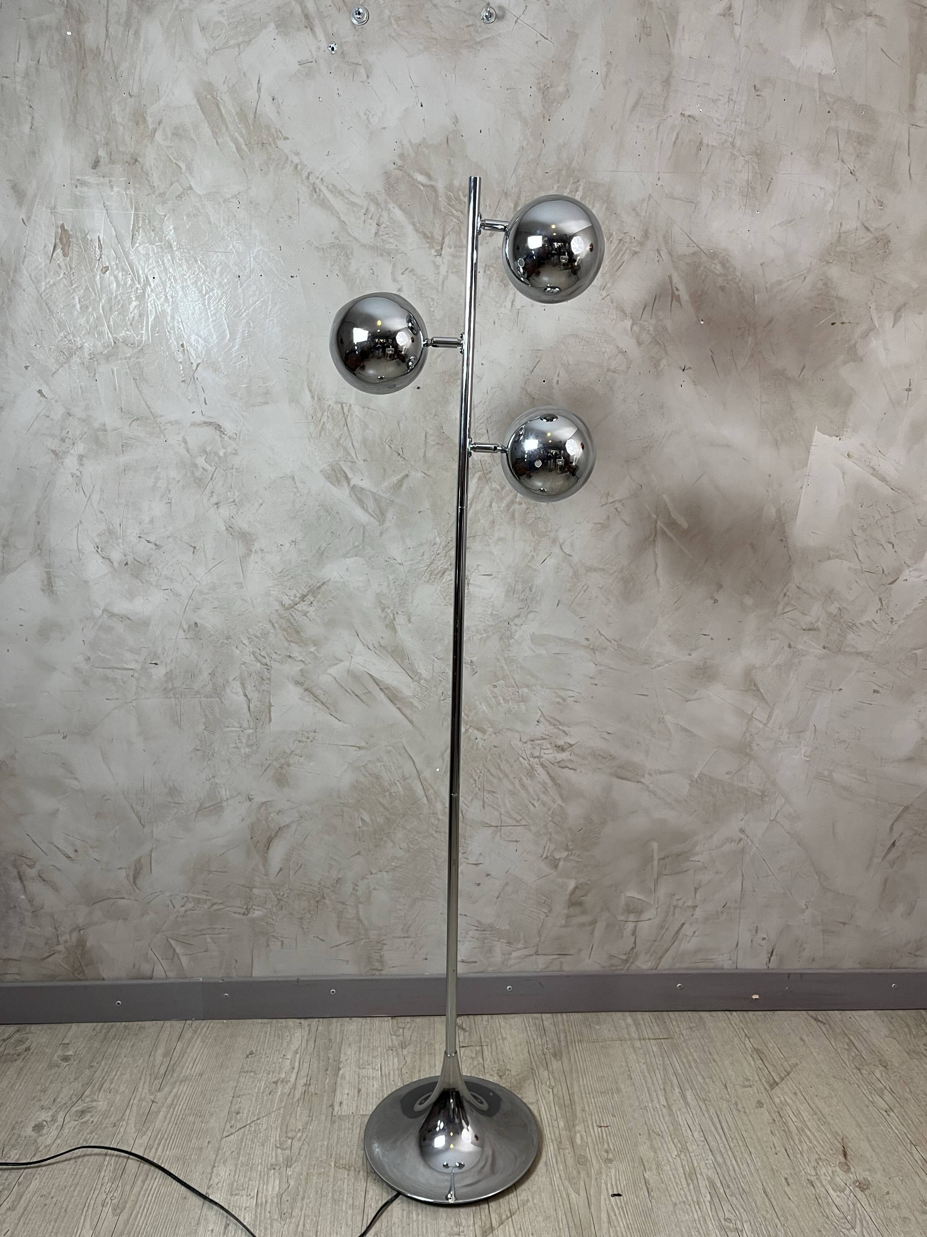 Vintage chrome metal floor lamp
