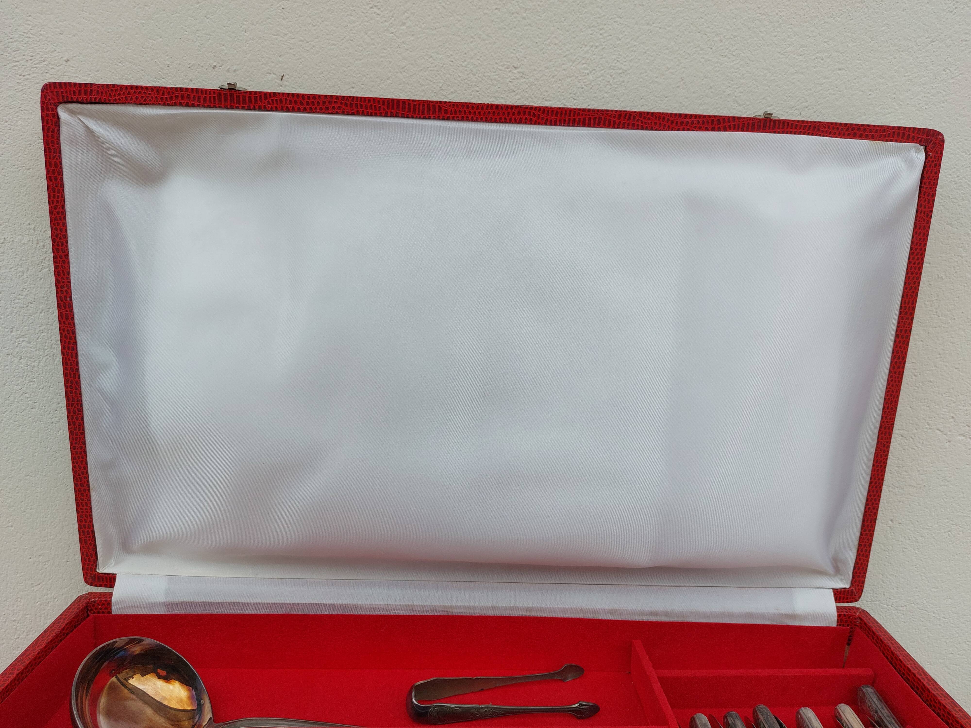 Housewife 130 pieces in silver metal goldsmith Platil