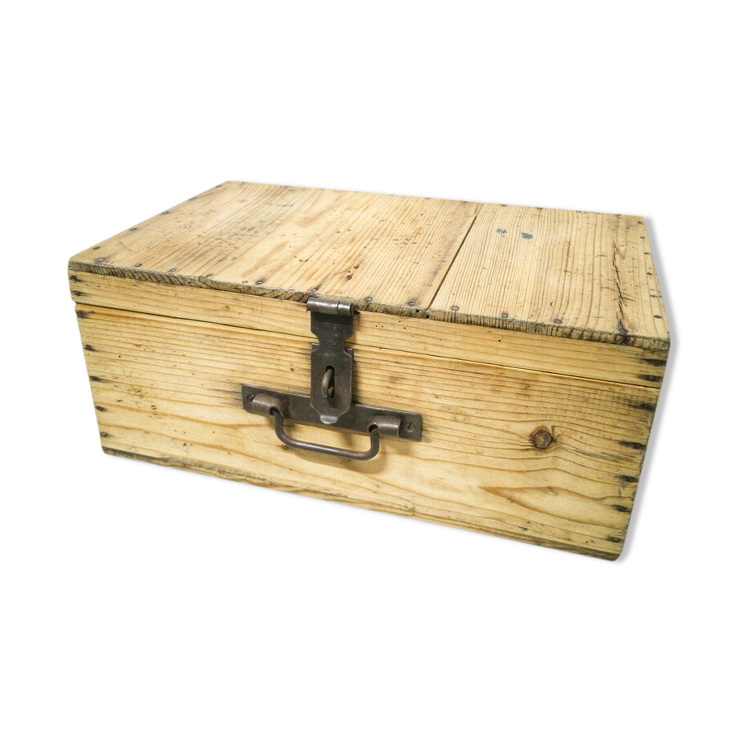 Caisse en bois brut