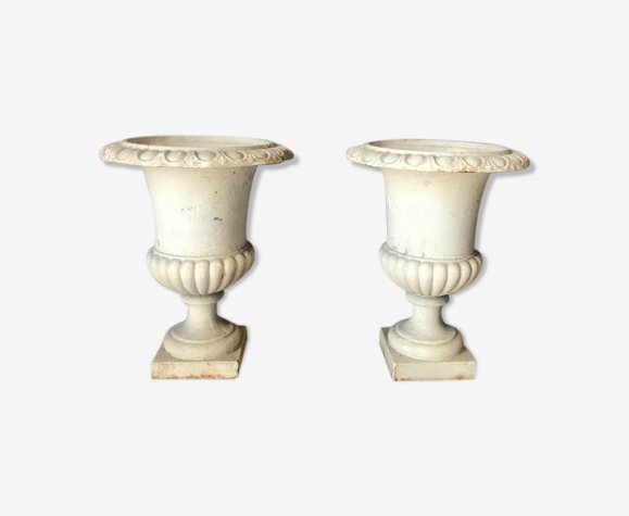 Pair des vases Medici métal