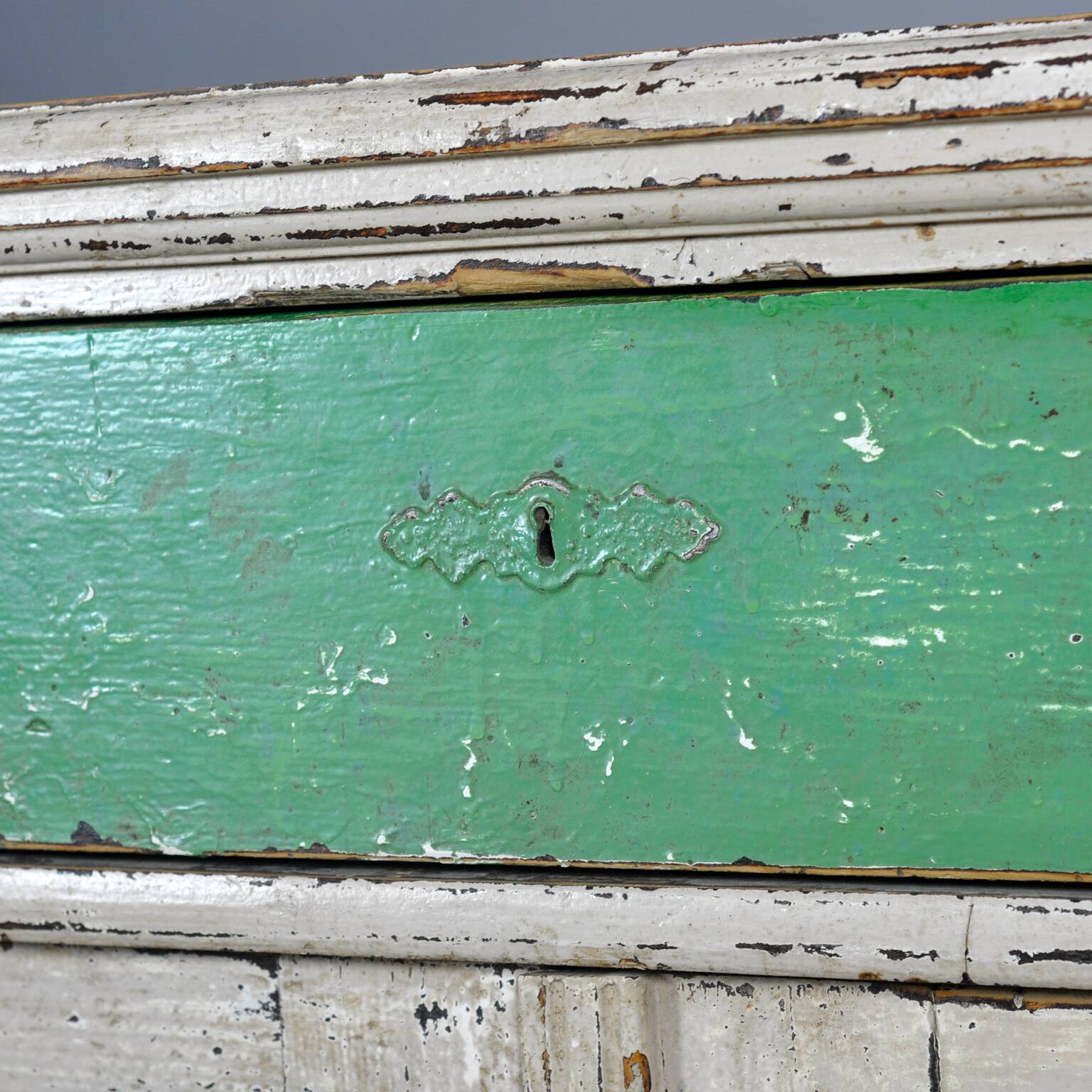 Commode en pin, années 1910