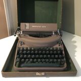 Remington portable typewriter