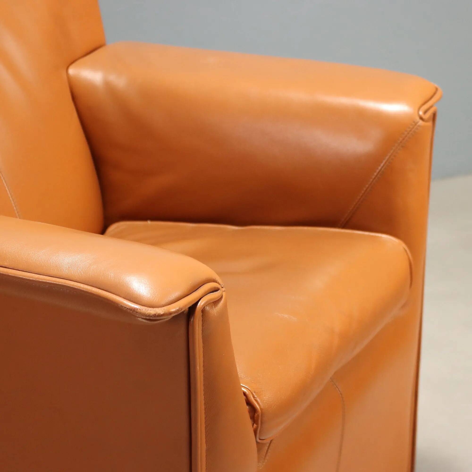 Laurianetta armchairs B&B Italia, vintage design by Afra & Tobia Scarpa, 1980s.