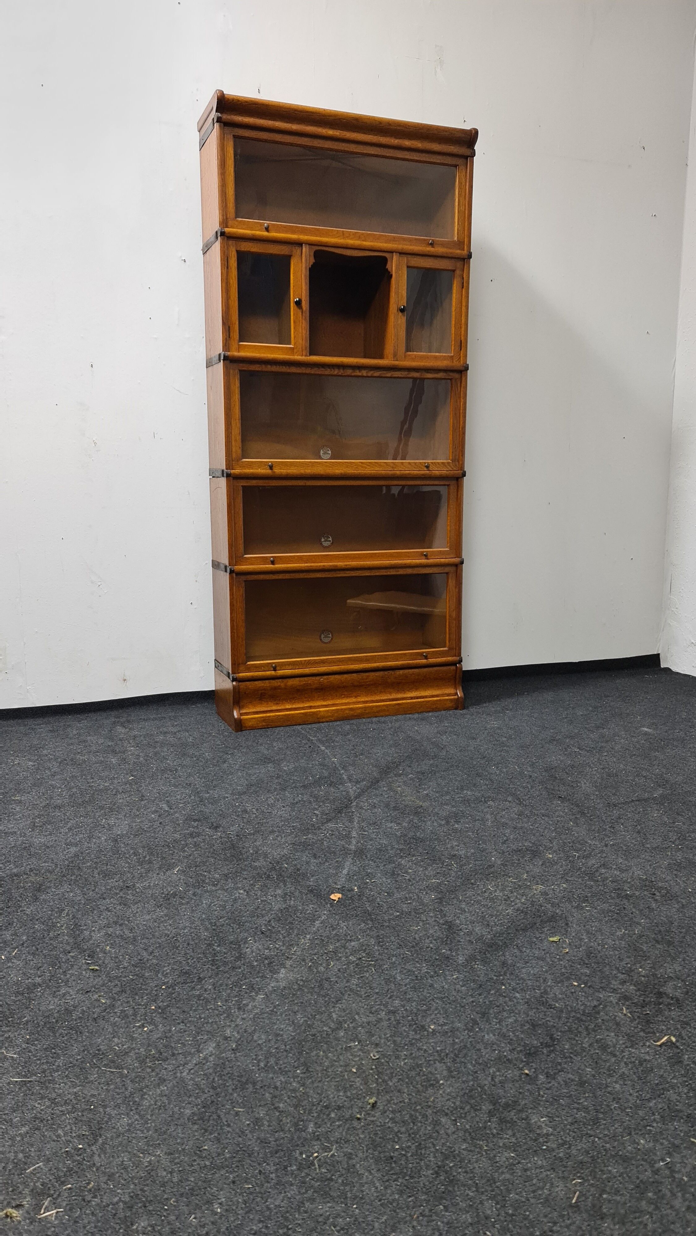 Bibliothèque Barristers en chêne vintage par Heinrich Zeiss Allemagne