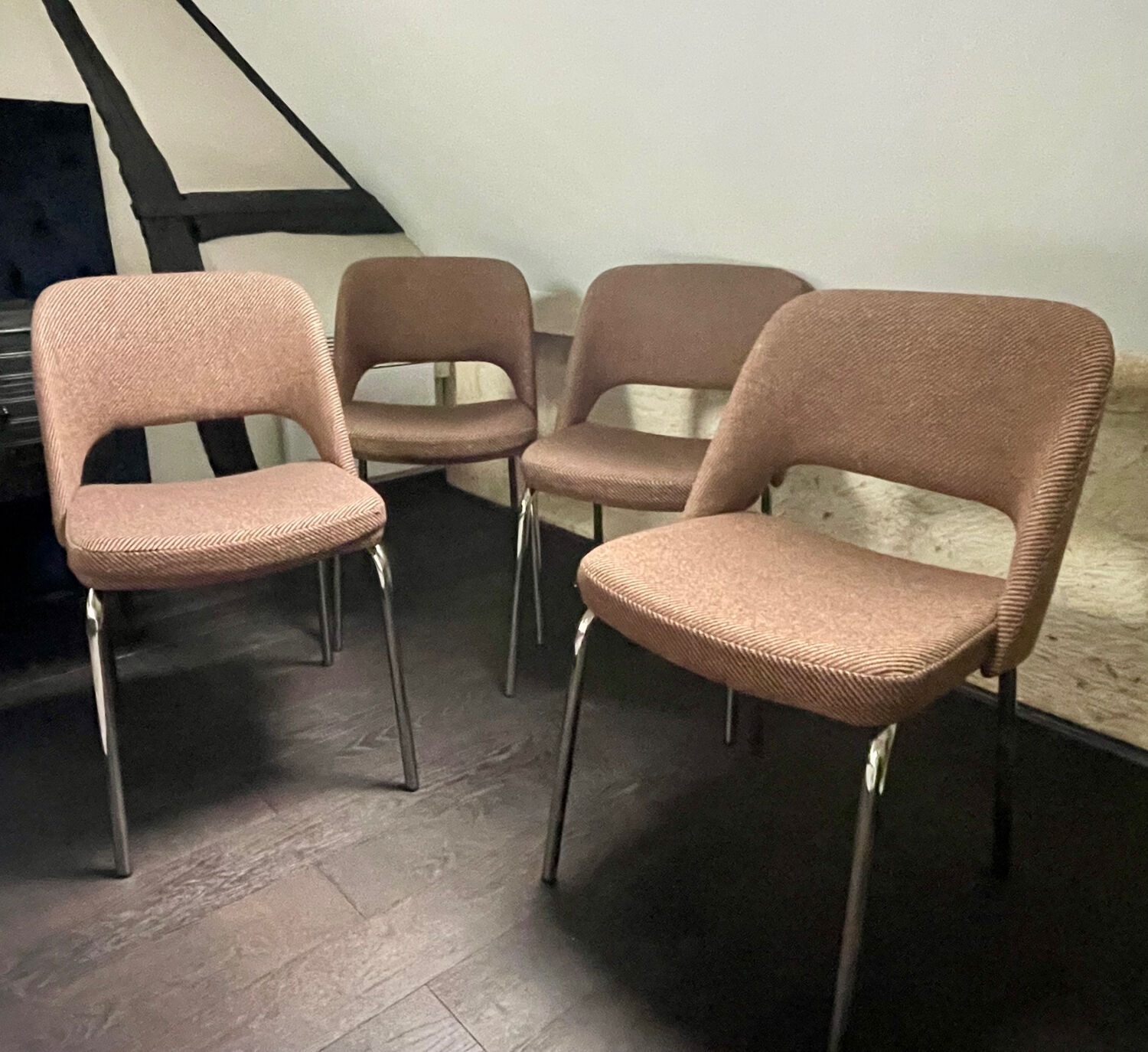 Set of 4 vintage chairs