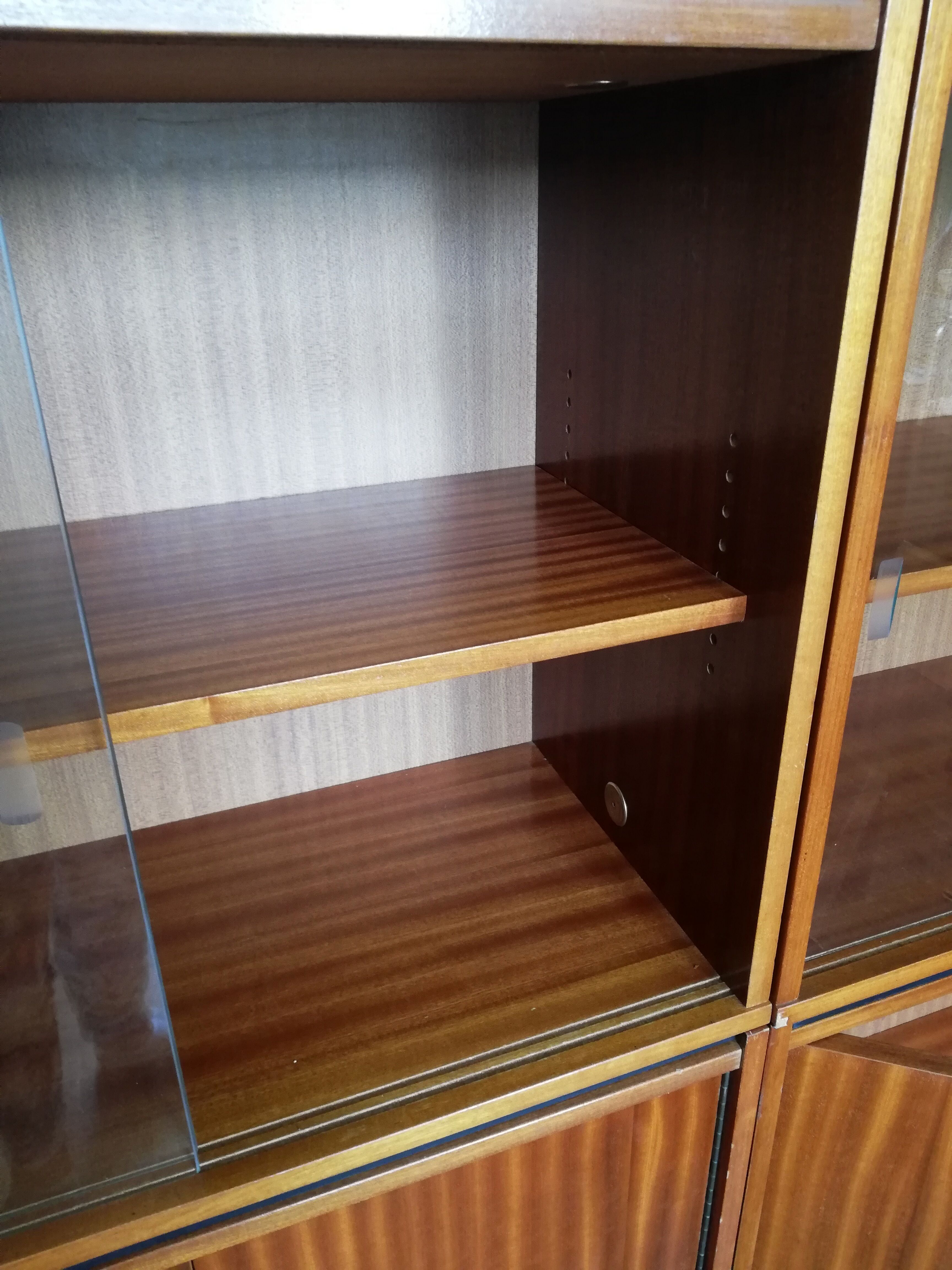 Modernist modular showcase libraries