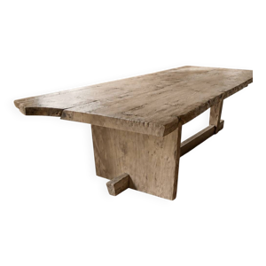 table brute monolithe