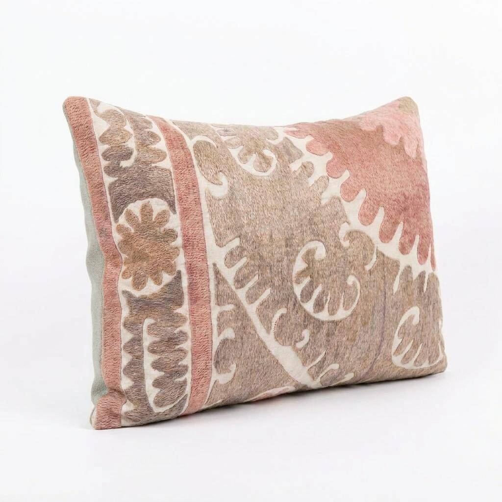 Vintage embroidered cushion cover 41x61 cm