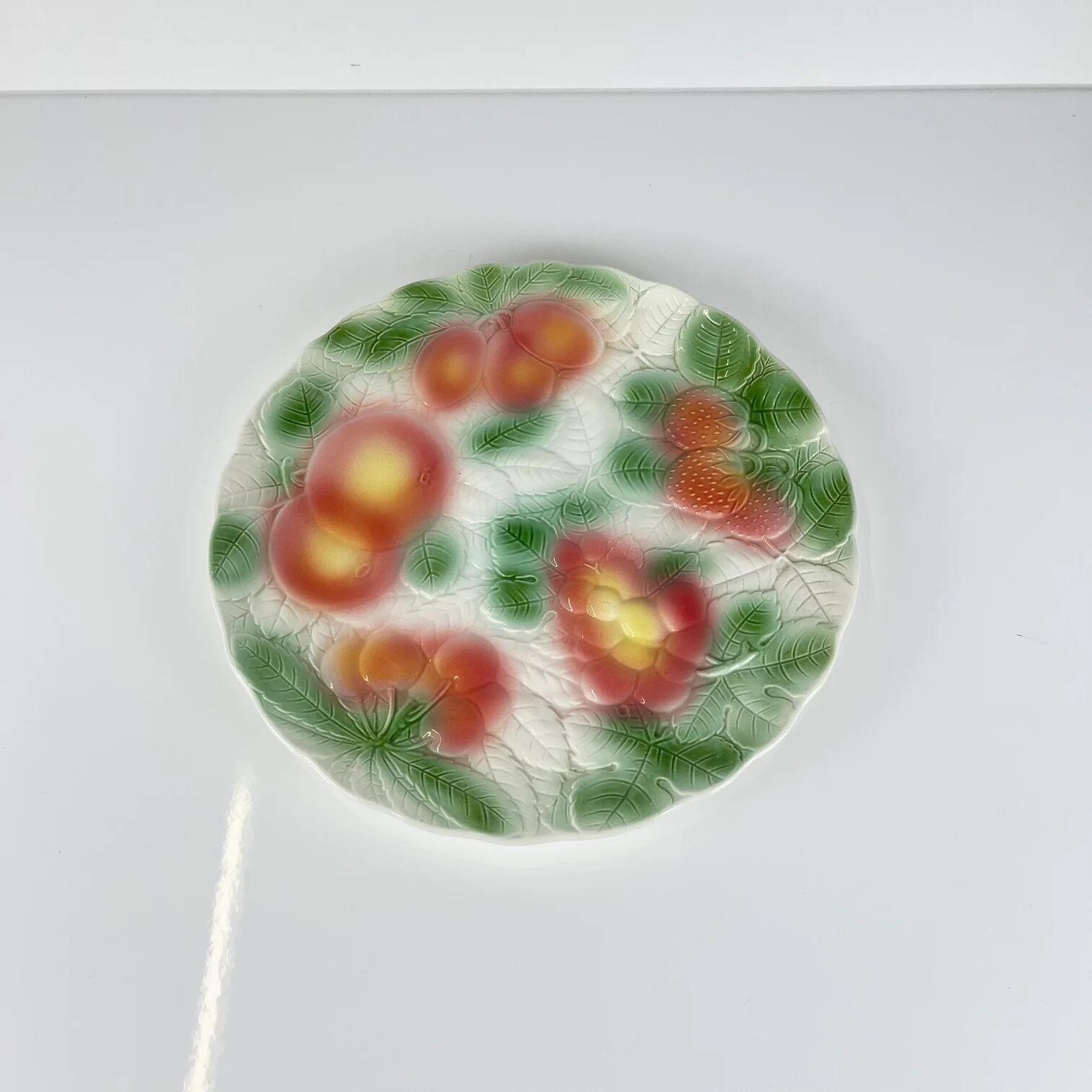 Lunéville barbotine fruit plate, 1960s/70s