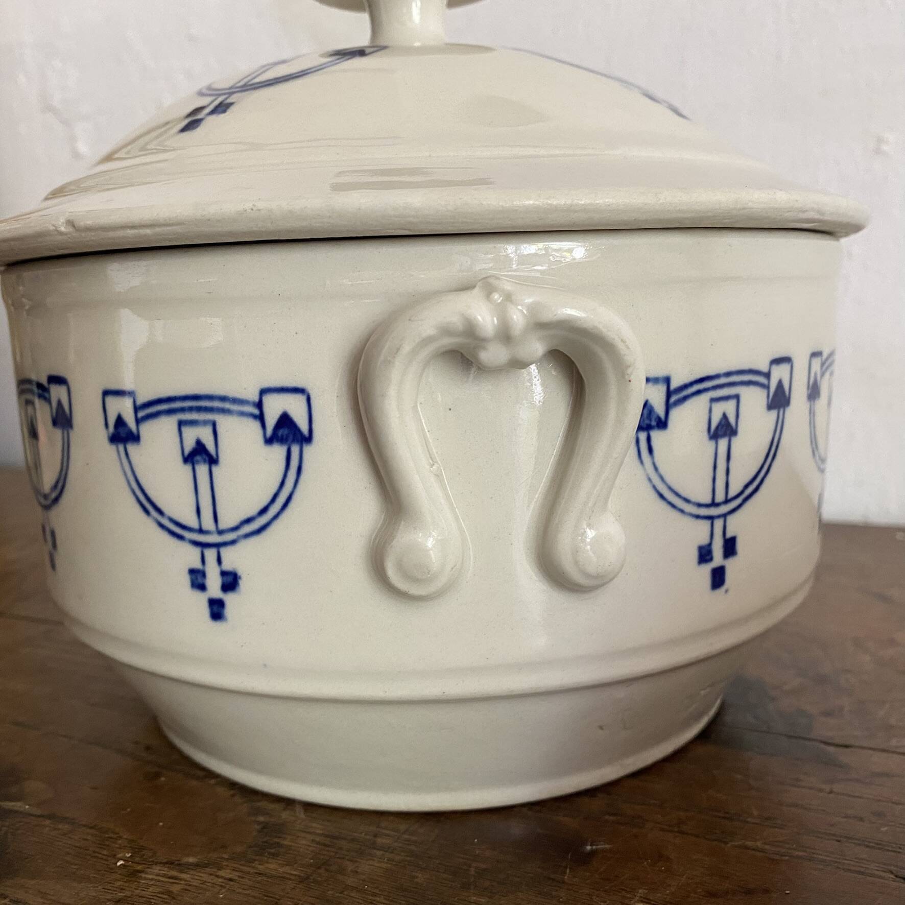 Antique soup tureens Saint Uze