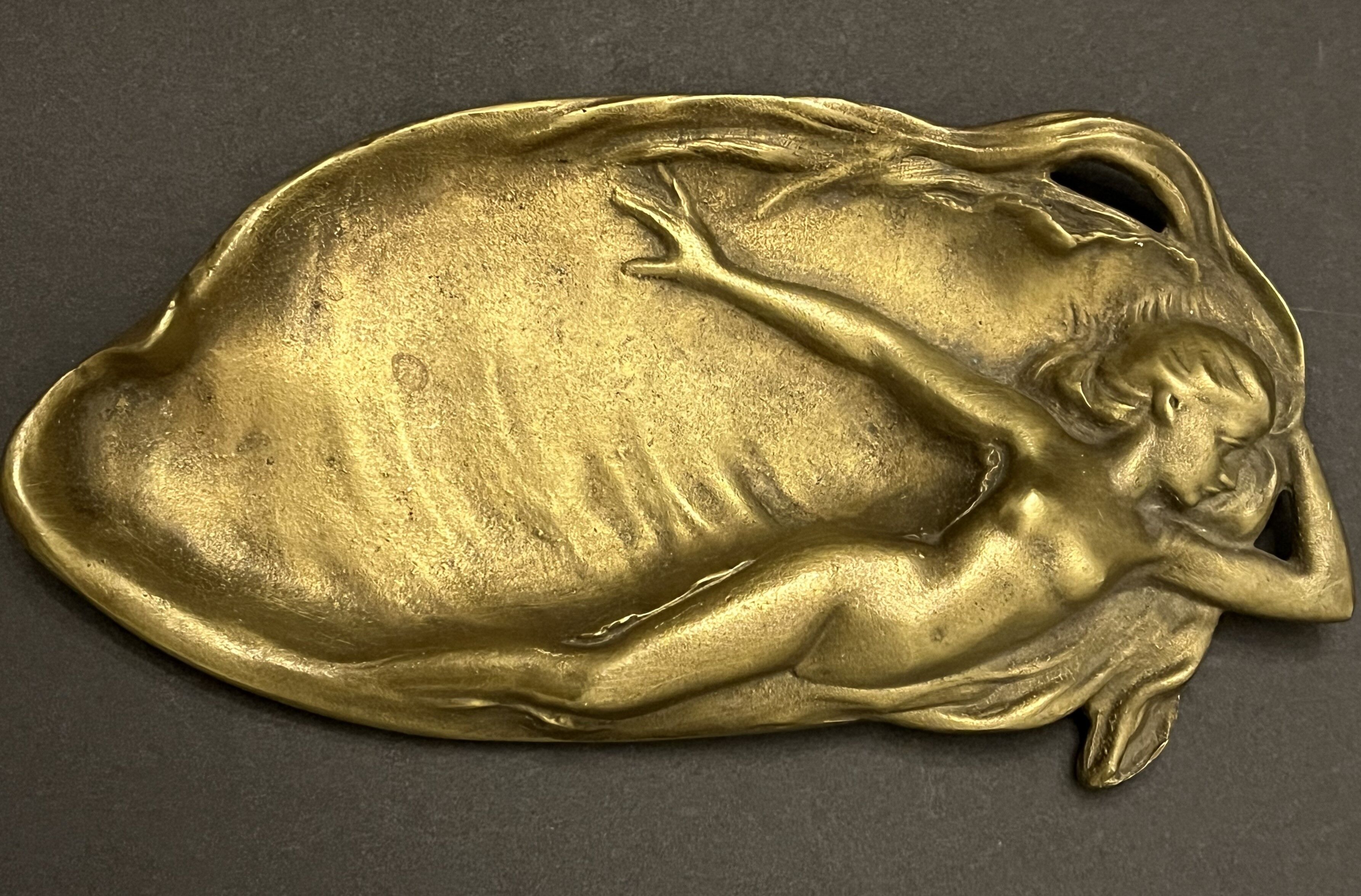 Empty pocket gilded bronze