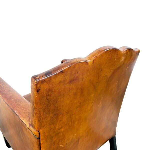 Fauteuil Moustache Français Antique – Fauteuil Club en Cuir Cognac – Début du 20ème siècle