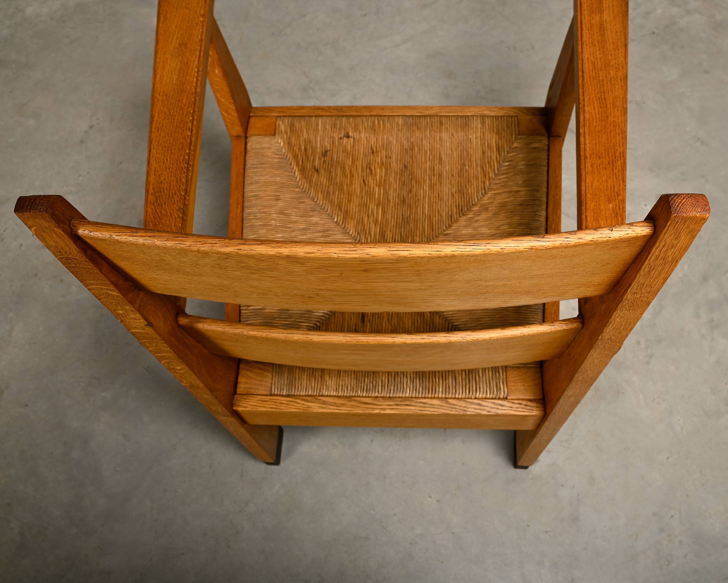 Art Deco Haagse School Armchair in solid Oak and Straw, 1930s