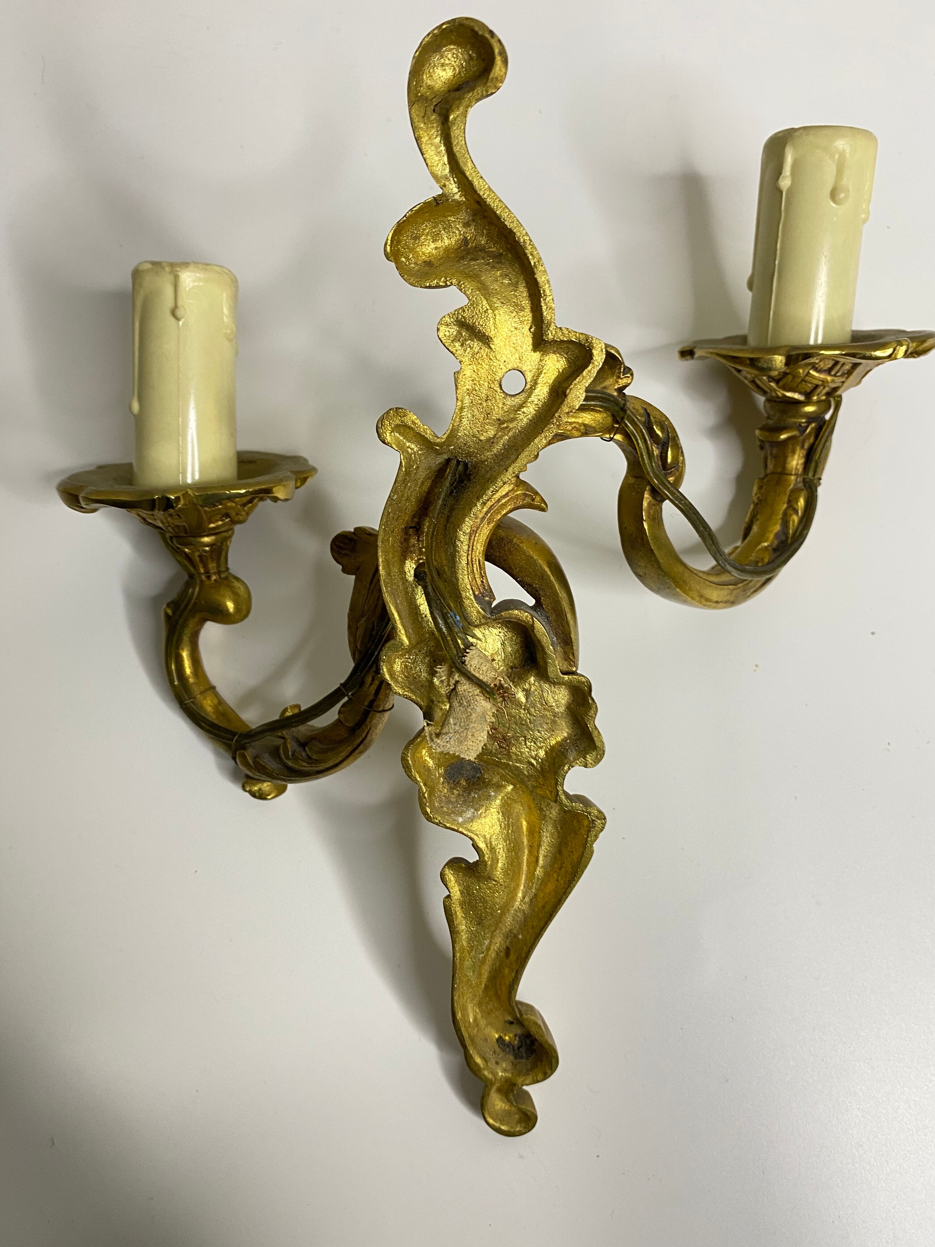 Bronze wall lamp rockery style