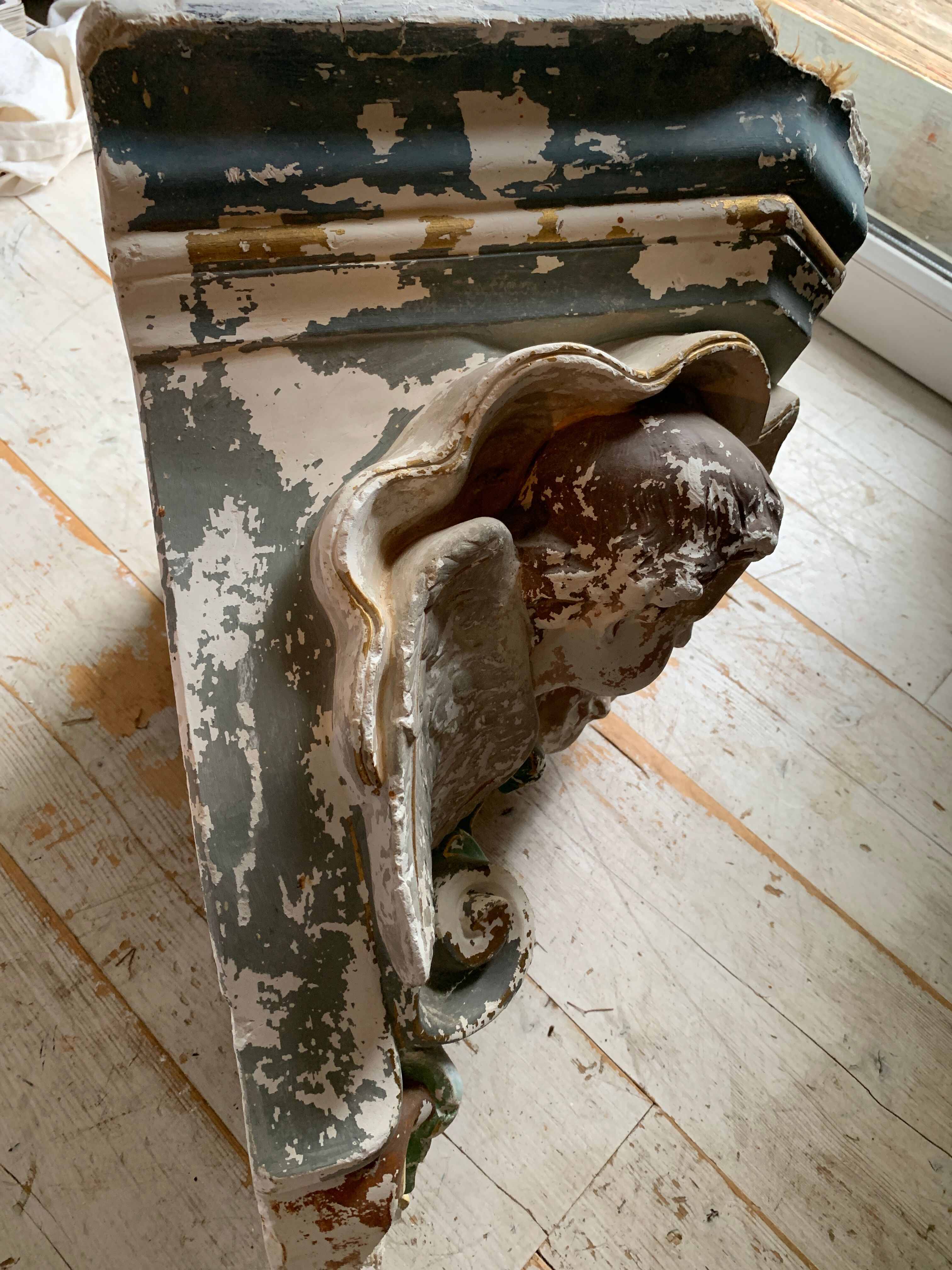 Polychrome plaster console