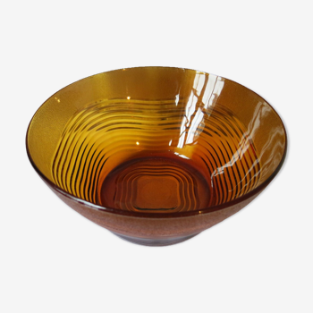 Very nice art deco style salad bowl in yellow glass from Duralex in very good condition